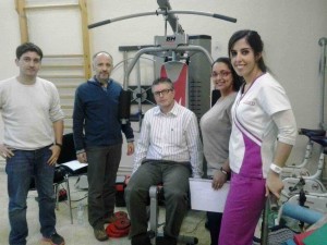 Afectados de Esclerosis Múltiple de Segovia mejoran gracias a una máquina de musculación