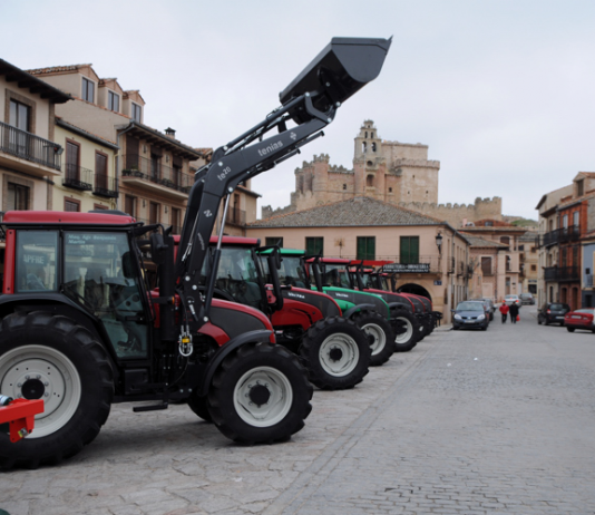 Maquinaria, alimentación y artesanía en Turégano