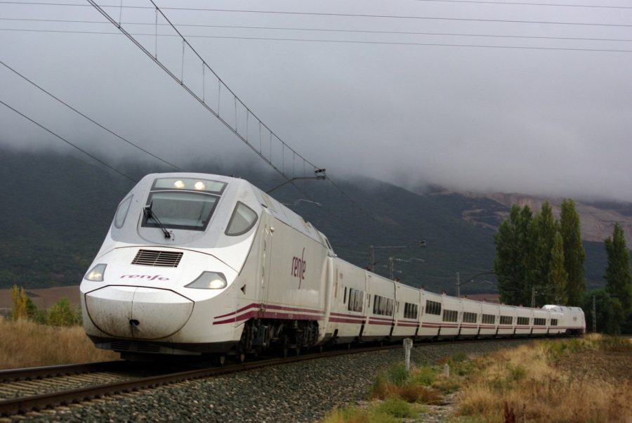 Nuevo tren para viajar a Gijón los fines de semana