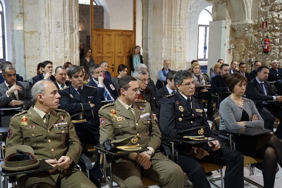 Altos mandos de la Policia Nacional aprenden habilidades directivas en Segovia