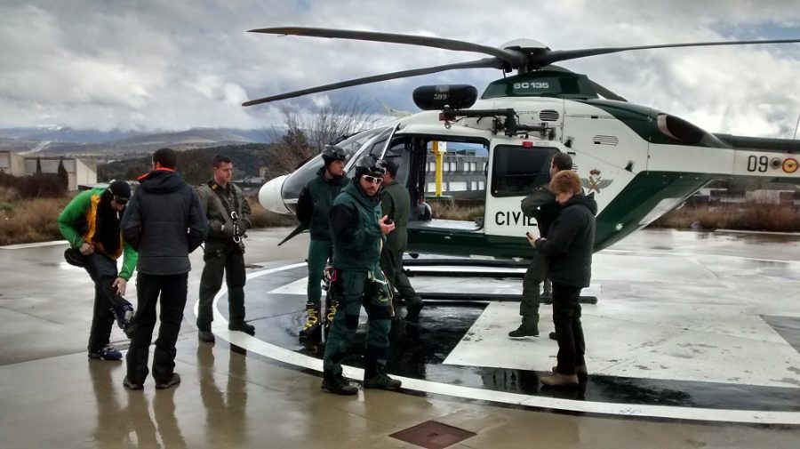 Cien personas rescatadas por la Guardia Civil esta temporada invernal en la sierra de Guadarrama