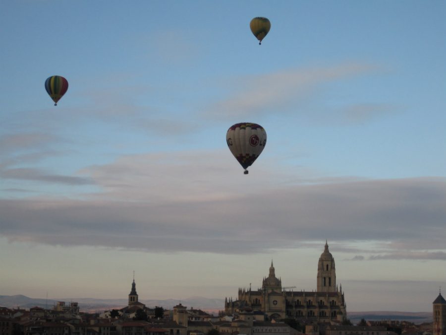 Un globo aerostático llevará el nombre de Segovia por todo el país