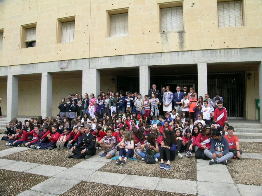 Los alumnos de los colegios de Segovia reciben el carné Ciberexperto@