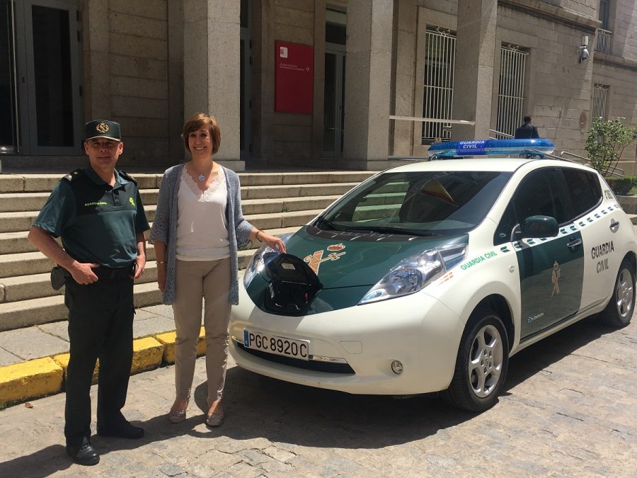 La Guardia Civil estrena su primer coche eléctrico