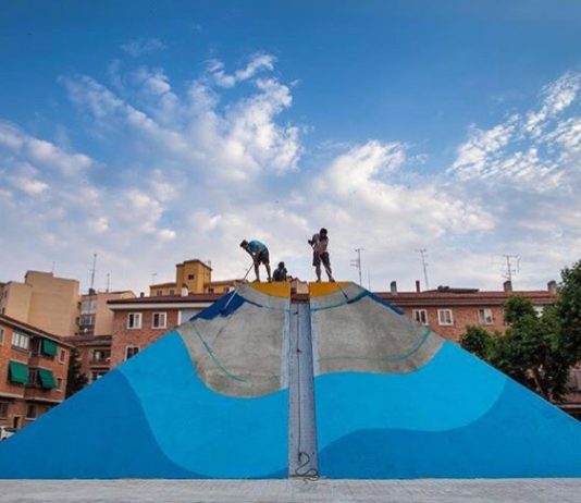 Boa Mistura llena de color la ‘pirámide de Segovia’