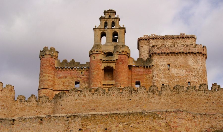 Investigación detallada del Castillo de Turégano