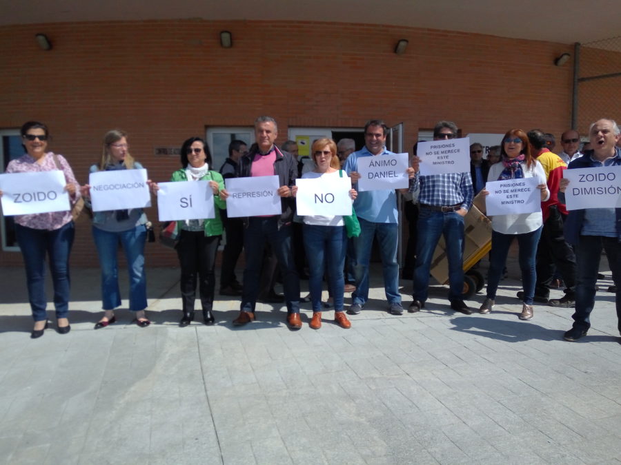 Los funcionarios del Centro Penitenciario de Segovia se manifiestan contra la ‘represión’ de Interior