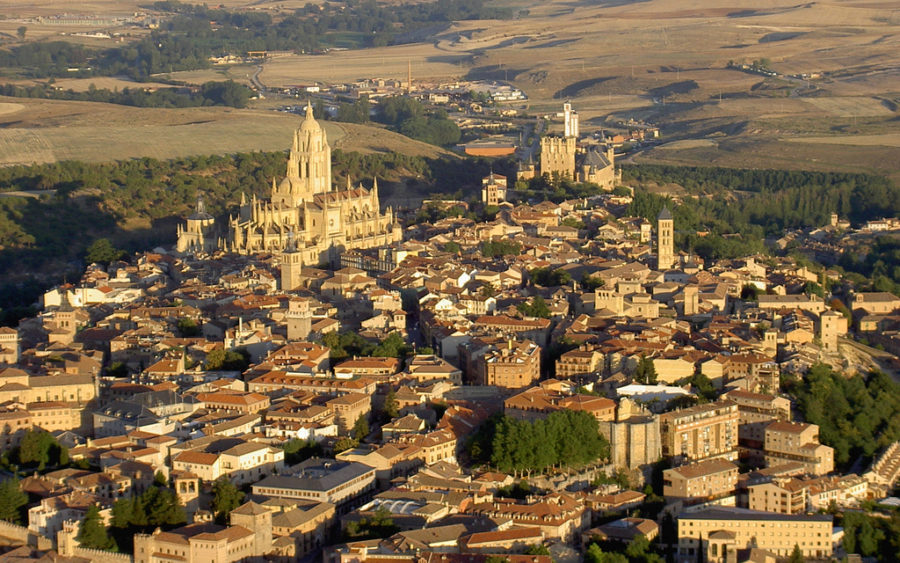 Once rostros famosos que han vivido en Segovia