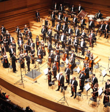 La Orquesta Sinfónica de Castilla y León en la Plaza del Azoguejo