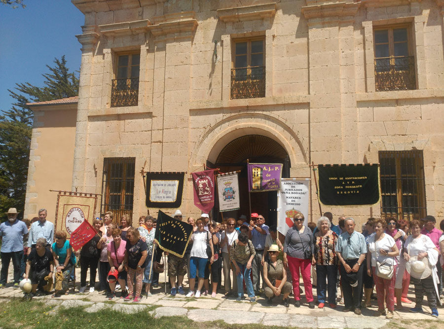 La Ermita de Hornuez acoge la clausura de las actividades de la Unión de Asociaciones de la Zona de Campo de San Pedro