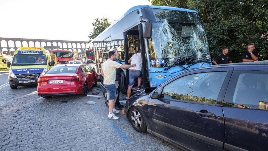 Luquero apunta a “un error humano” en el accidente del autobús urbano con cinco atropellados al descartarse “un fallo mecánico”