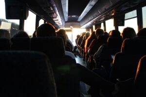 5 cosas que odiamos que hagas en el autobús o tren
