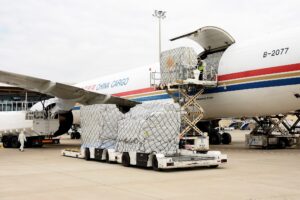 Castilla y León recibe 6 toneladas de mascarillas procedentes de China