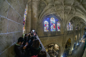 Una Semana Santa a través de las vidrieras de la catedral de Segovia