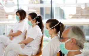 SATSE propone crear una bolsa de enfermeras y enfermeros voluntarios