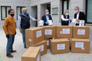 FES y Cámara entregan 30.000 mascarillas a la Delegación Territorial de la Junta