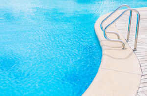 Sanidad publica un protocolo para preparar la apertura de las piscinas