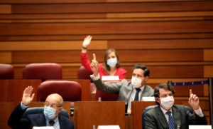 Las Cortes piden que se garantice el aborto por el Sacyl
