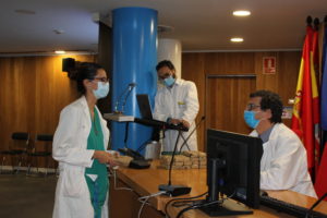 El Hospital de Segovia despide a los 23 residentes que finalizan su formación