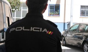 Detenidos tres menores por robar a punta de navaja en San Lorenzo