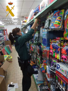 Investigadas tres personas, tras retirar del mercado casi 5.000 juguetes peligrosos en varios establecimientos bazar de Segovia