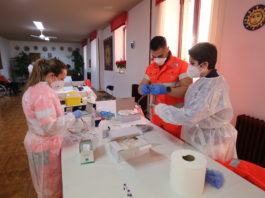 Sanidad vacuna a 48.243 castellanos y leoneses frente al COVID-19, el 62,9% de las dosis recibidas