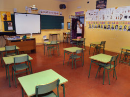 La Junta reformará 26 centros educativos
