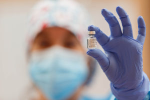 Castilla y León recibe 13.800 dosis de la vacuna de Moderna