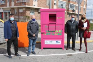 La ciudad de Segovia cuenta con un nuevo servicio de recogida de ropa usada