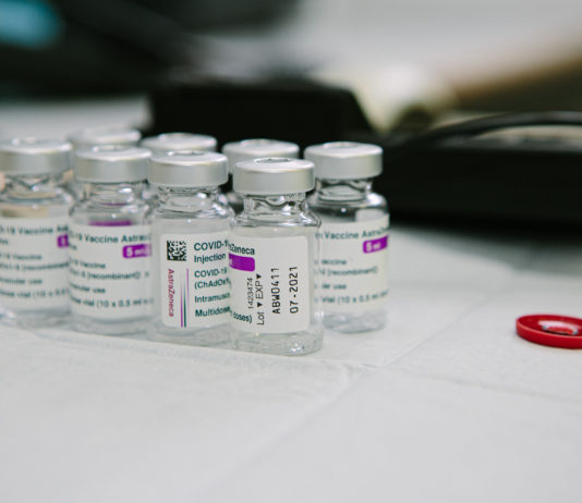 Segovia recibe su lote de vacunas semanal