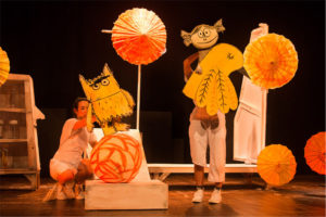 El Teatro Juan Bravo sube el telón para una «tarde de emociones» con la obra familiar ‘El monstruo de colores’