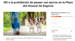 Recogida de firmas para poder pasear al perro en los jardines del Alcázar