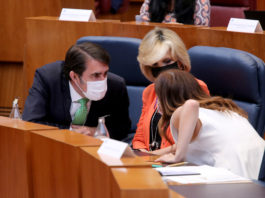 Casado: Reorganizar para ser más eficientes no implica suprimir plazas de médicos de familia