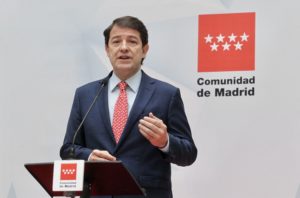 Mañueco reprocha a Pedro Sánchez que elimine las mascarillas sobre criterios “políticos, no científicos»