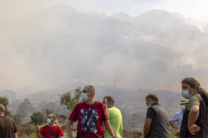 Recogida en Torrecaballeros y La Lastrilla para ayudar a los afectados por el incendio de Ávila
