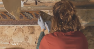 Un documental muestra el proceso de restauración de las pinturas murales originales del Palacio Quintanar