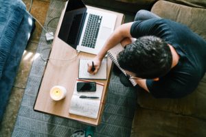 ¿Cuál es el perfil de las personas que buscan empleo?