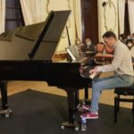 segoviano vuelve a casa con su piano