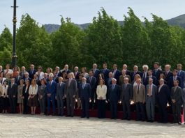 Rey Felipe vi en la granja