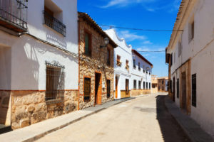 Dos pueblos de Segovia buscan vecinos y ofertan casas desde 300 euros