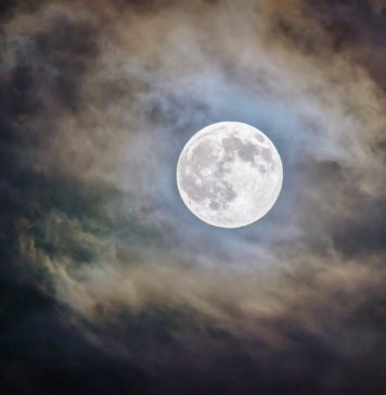 ¿Cuándo se puede ver la Superluna de agosto en Segovia?