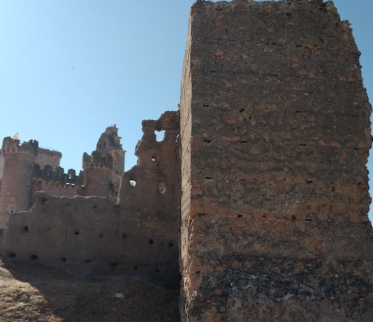 Castillo rosa de Segovia lo peta en Instagram