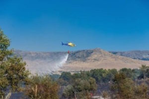 Rápida intervención de los equipos de extinción en un incendio en El Espinar