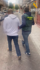 Dos detenidos por hurtos mediante de la técnica del pinchazo, en Segovia