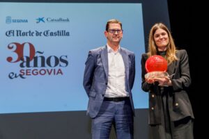 Elvira Sastre es galardonada por la edición de Segovia de El Norte de Castilla en su 30 aniversario