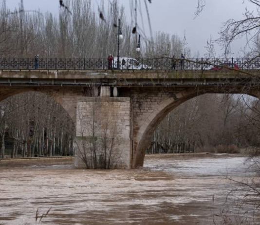 Alerta roja en el río Riaza