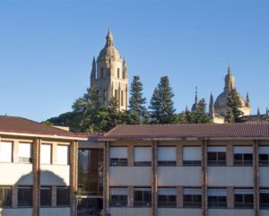 Los Maristas llevan su mensaje de paz a Segovia