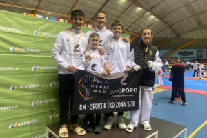 Tres medallas para el taekwondo segoviano en Zaragoza