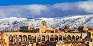 Segovia en invierno con España Fascinante