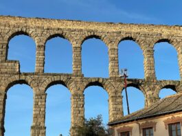 Limpiando el Acueducto de Segovia